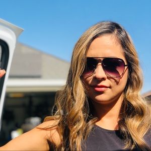 Meet your Posher, Cristal